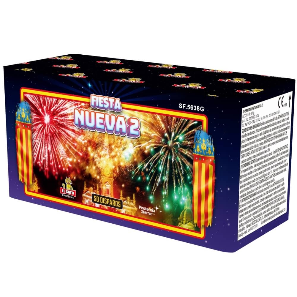 Fiesta Nueva 2 Feuerwerk Kat. F2, 50 Schuss von El Gato Pirotecnia, dunkelblaue Box mit Stadtmotiv